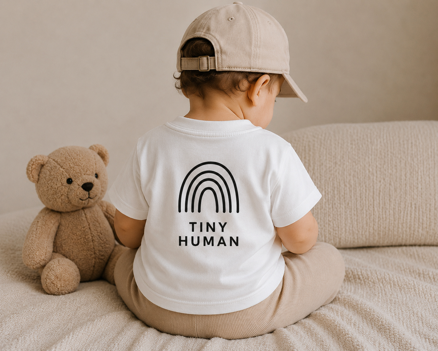 Mini Milk Club DTF-Motiv auf einem Baby-Shirt – Bild 4